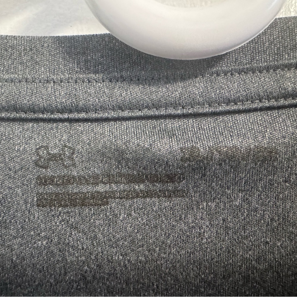 Under Armour Men's Gray Short Sleeve Tee - Picture 3 of 4
